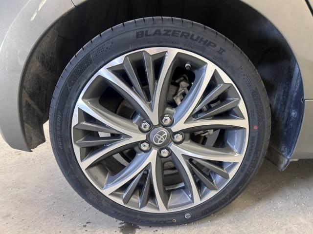 Toyota Yaris image 2