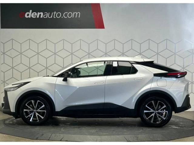 Toyota C-Hr image 8