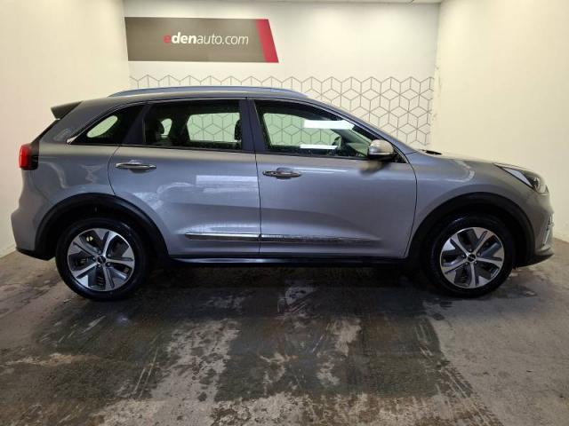 Kia Niro image 8