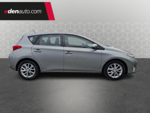 Toyota Auris image 3