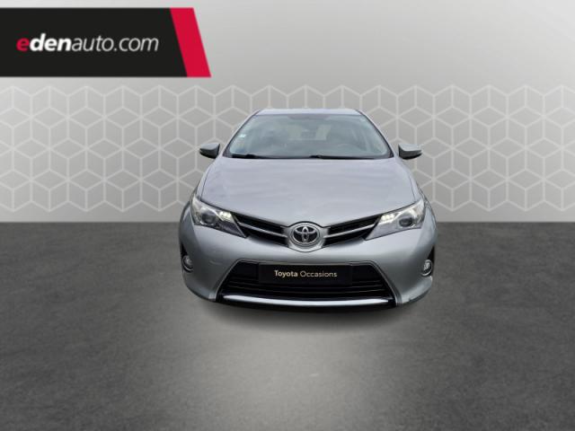 Toyota Auris image 9