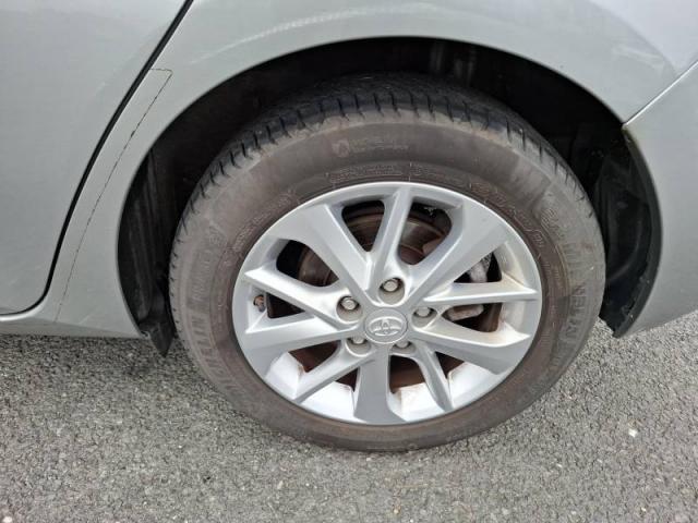 Toyota Auris image 7