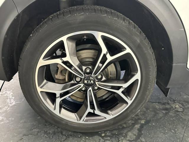 Kia Sportage image 8