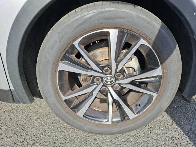 Toyota C-Hr image 7