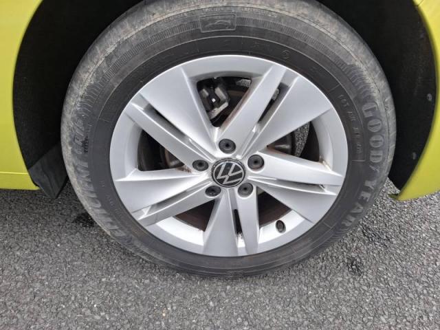 Volkswagen Golf image 4