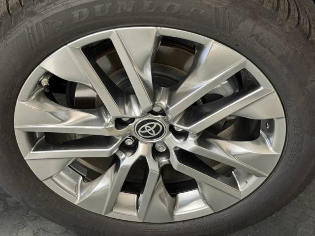 Toyota Rav4 image 7