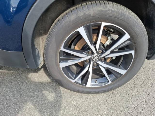 Toyota C-Hr image 5
