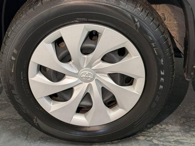 Toyota Yaris image 8