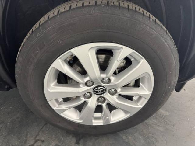 Toyota Yaris image 8
