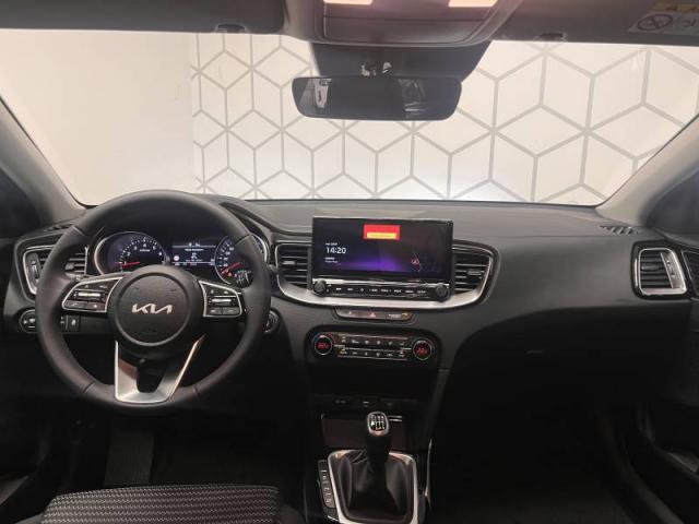 Kia Ceed image 3