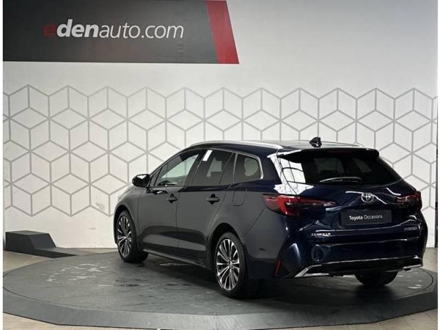 Toyota Corolla image 2