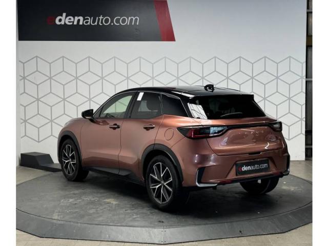 Lexus Lbx image 9