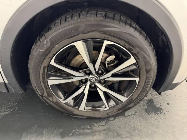 Toyota C-Hr image 3