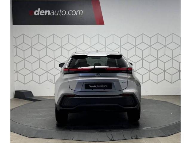 Toyota C-Hr image 9