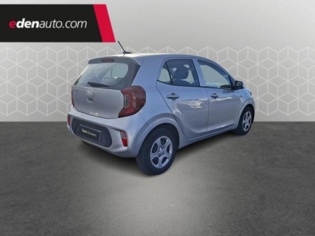 Kia Picanto image 9