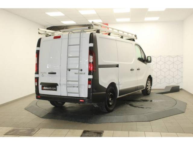 Renault Trafic image 1