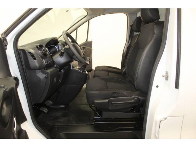 Renault Trafic image 6