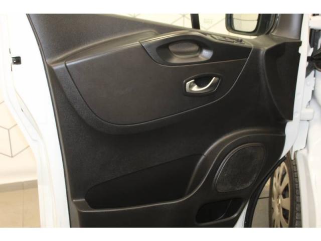 Renault Trafic image 7