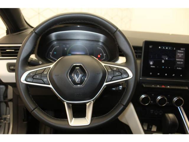 Renault Clio image 2