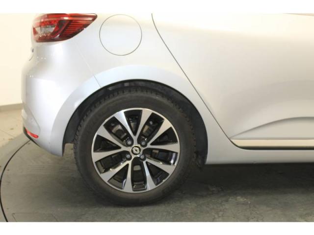 Renault Clio image 9