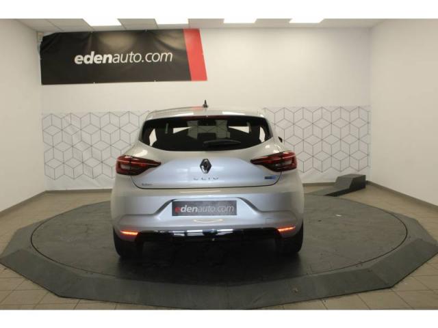 Renault Clio image 1