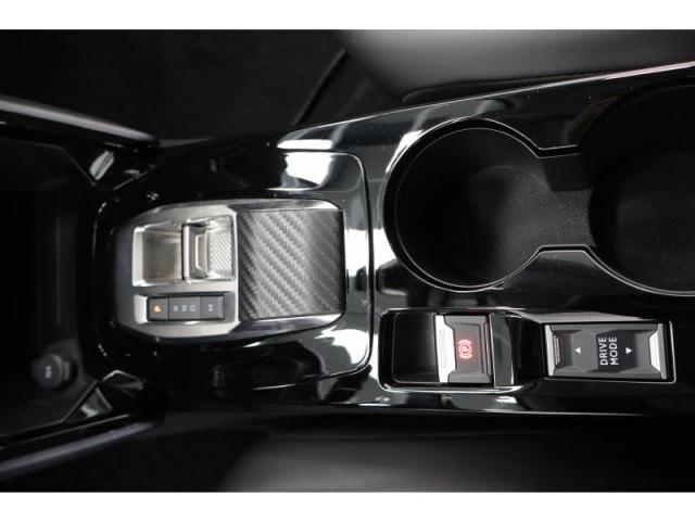 Peugeot 2008 image 8
