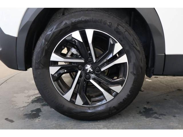 Peugeot 2008 image 6