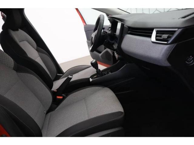 Renault Clio image 9