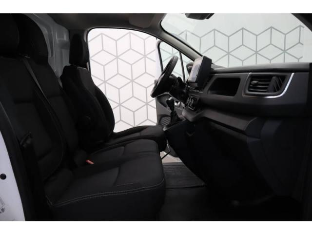 Renault Trafic image 3