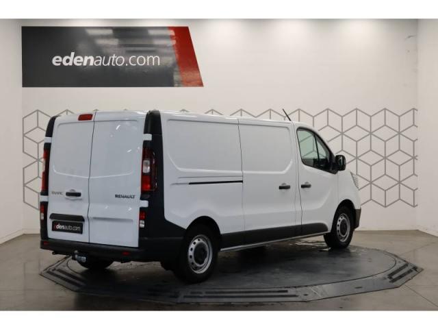 Renault Trafic image 2