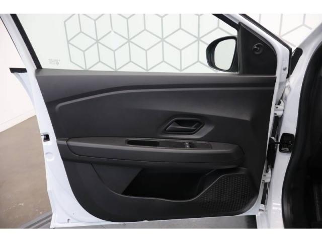 Dacia Sandero image 8