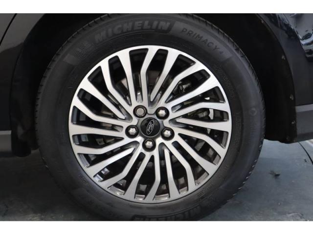 Ford S-Max image 2