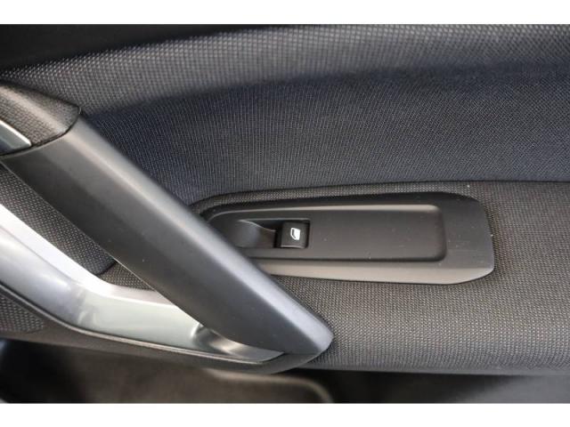 Peugeot 308 image 9