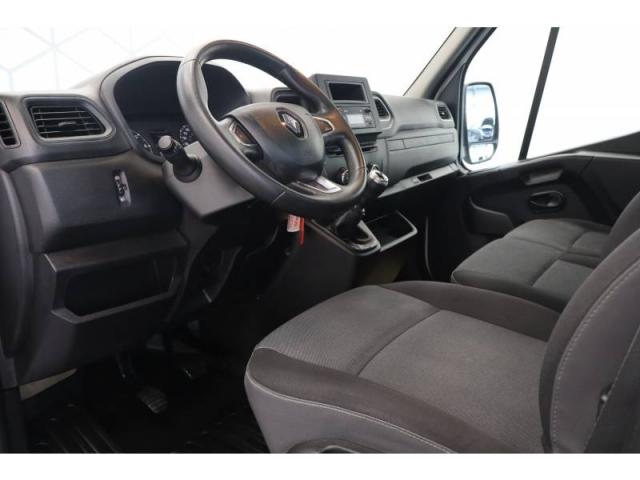 Renault Master image 1