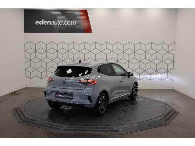 Renault Clio image 8