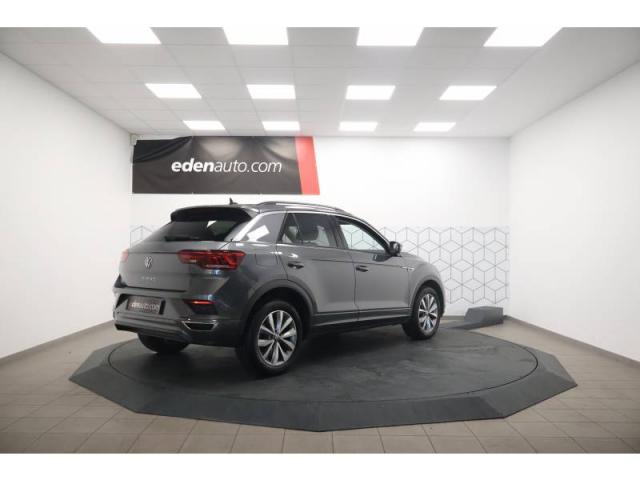 Volkswagen T-Roc image 2
