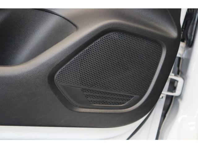Peugeot 208 image 3