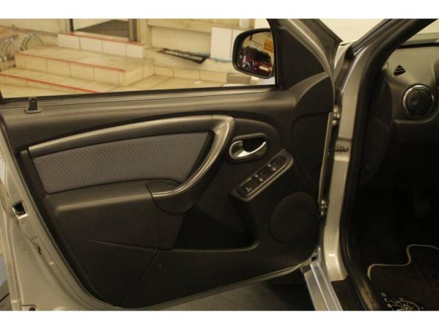 Dacia Duster image 5