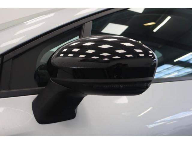 Renault Captur image 1