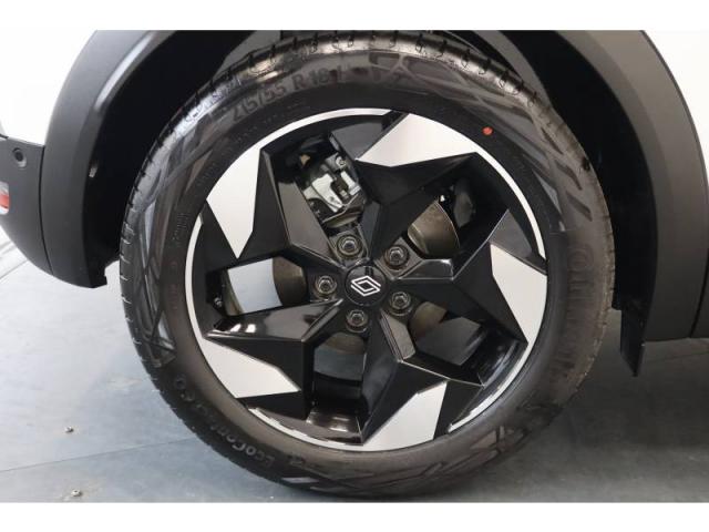 Renault Captur image 2