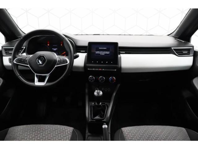 Renault Clio image 8