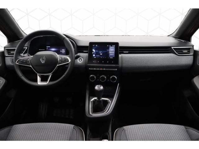 Renault Clio image 8
