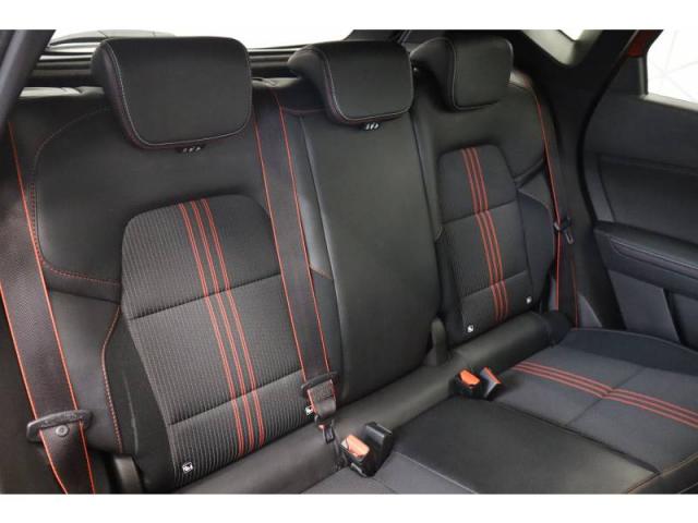 Renault Captur image 2