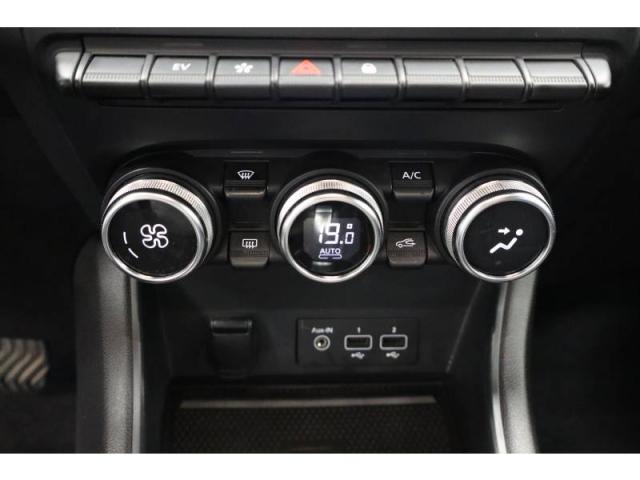 Renault Captur image 6