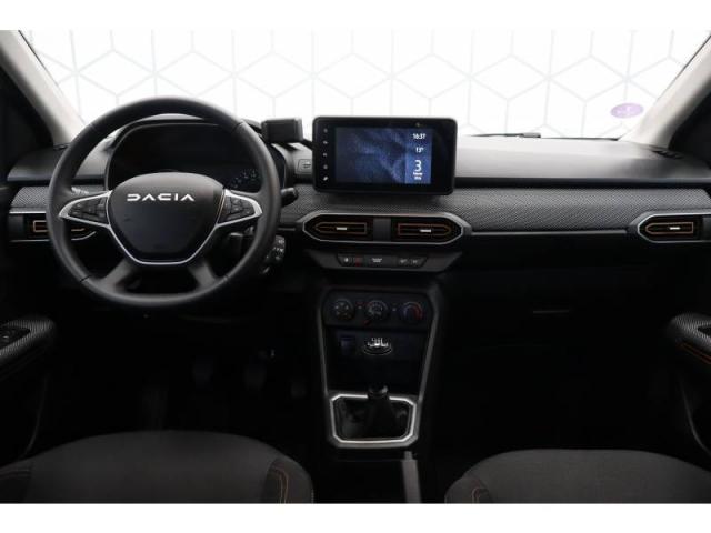 Dacia Sandero image 3