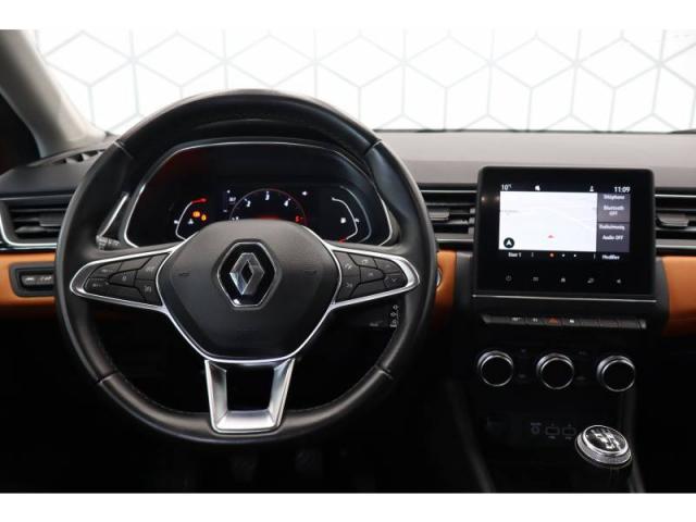 Renault Captur image 1