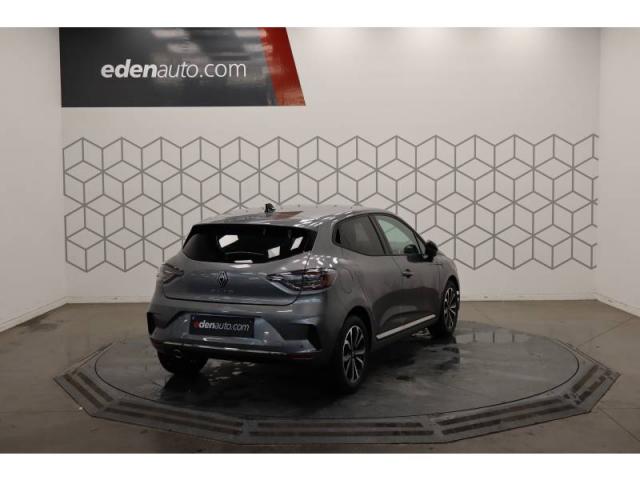 Renault Clio image 9