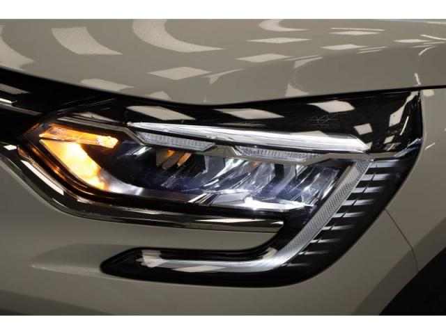 Renault Captur image 8