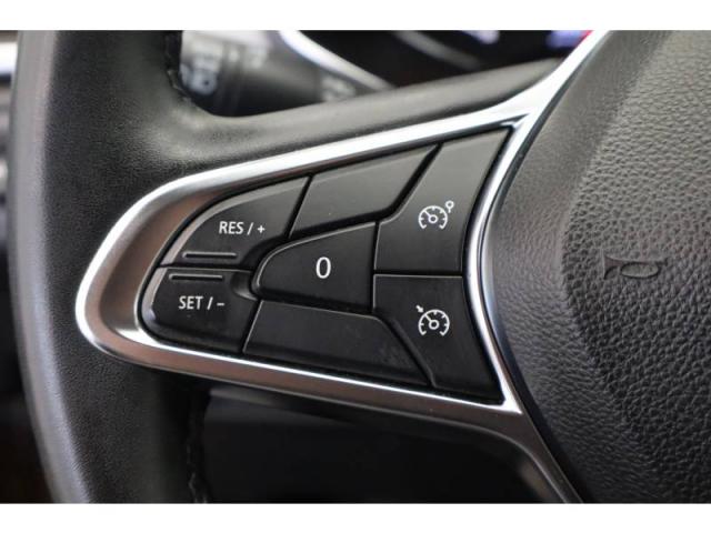Renault Captur image 2