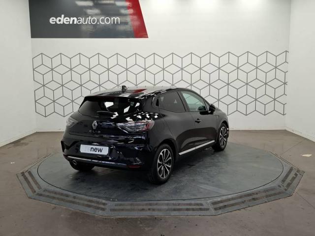 Renault Clio image 2